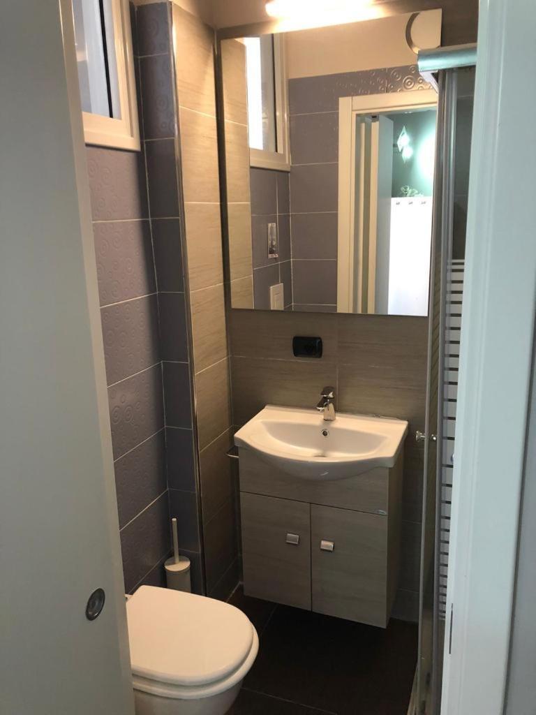 Le Suites Maor Gaeta Phòng bức ảnh